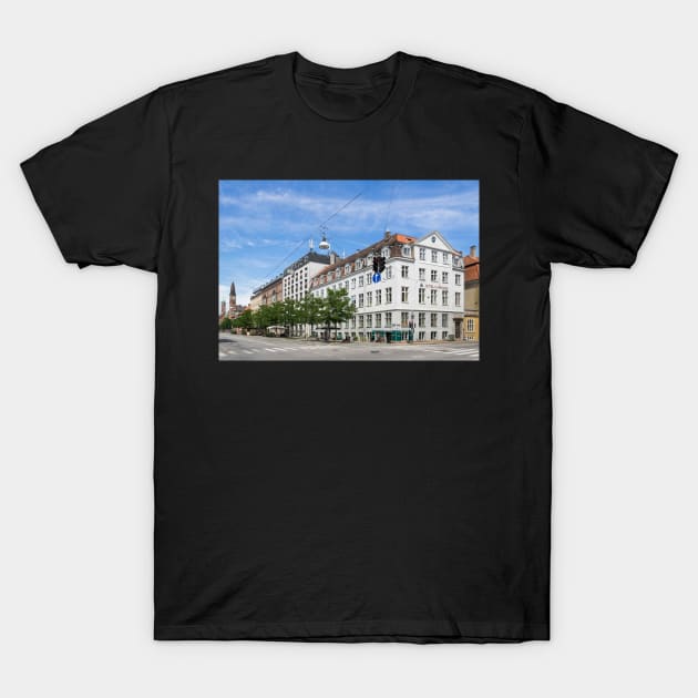 Copenhagen T-Shirt by ansaharju